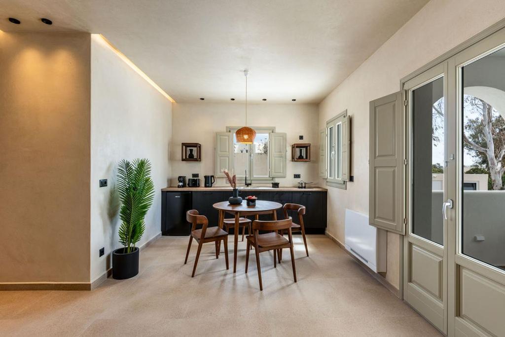 Agios Georgios  Peranosa The Residencyアパートホテル エクステリア 写真