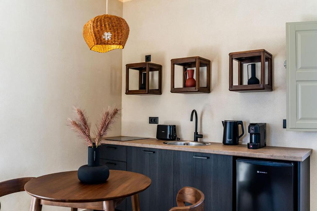 Agios Georgios  Peranosa The Residencyアパートホテル エクステリア 写真